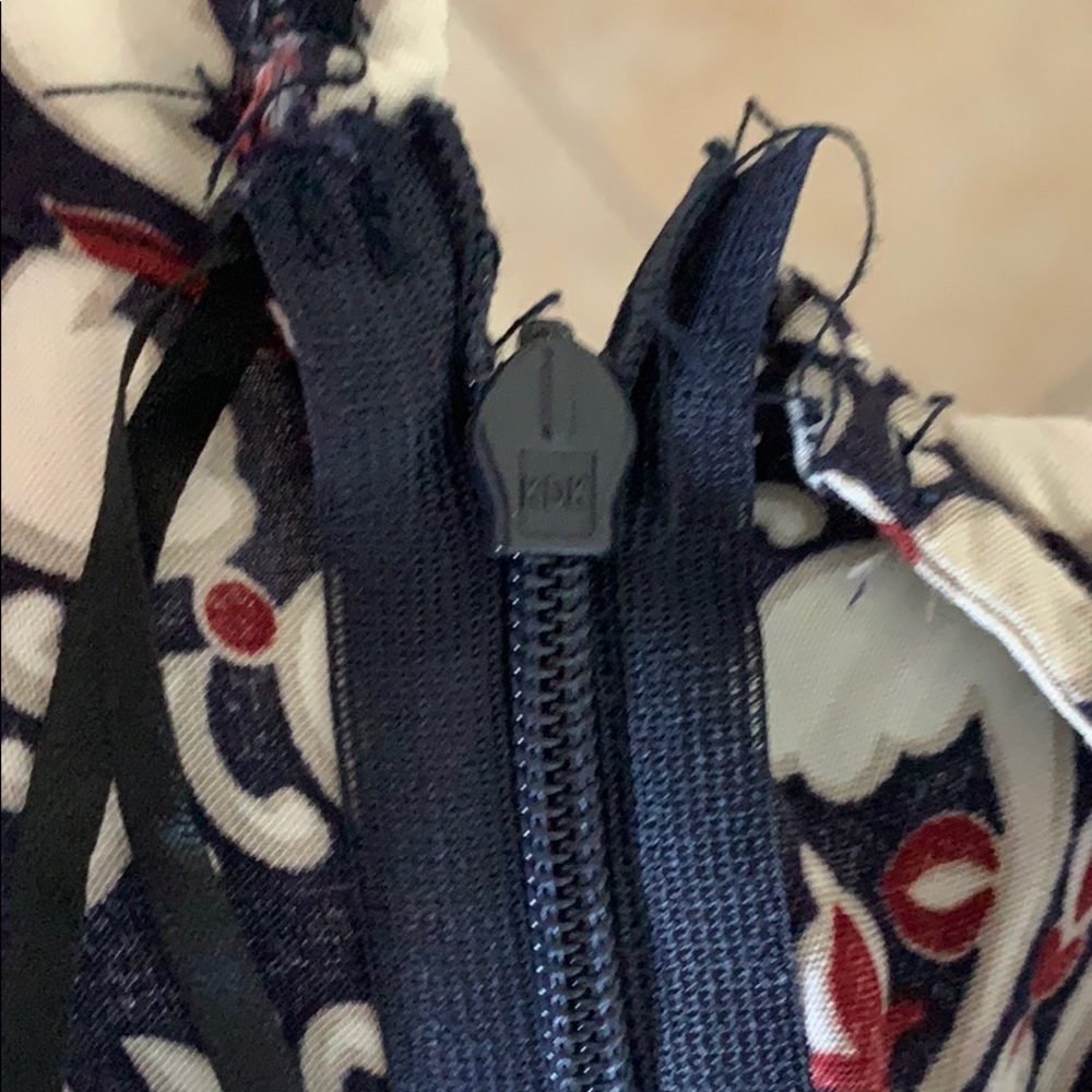 Pattern dress - Picture 5 of 6
